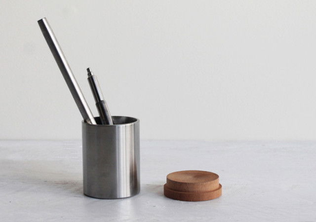 Its a neighborly day in this beautywood